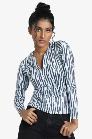 Shadow Fitted Top
